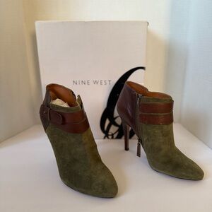 Nine West Olive and Chestnut Heeled Boots Size 7 1/2 M